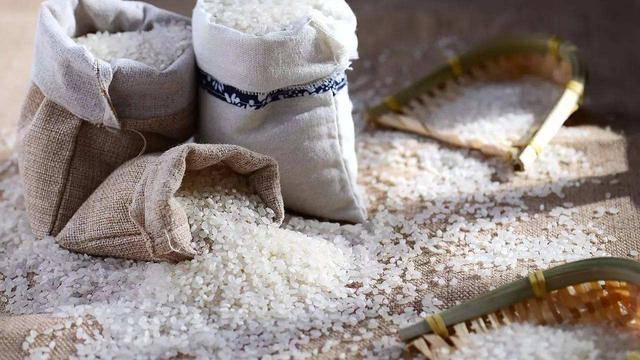 吃什么会变瘦最快 0d23156e33174897bc6c790a9a90eb9a.jpeg