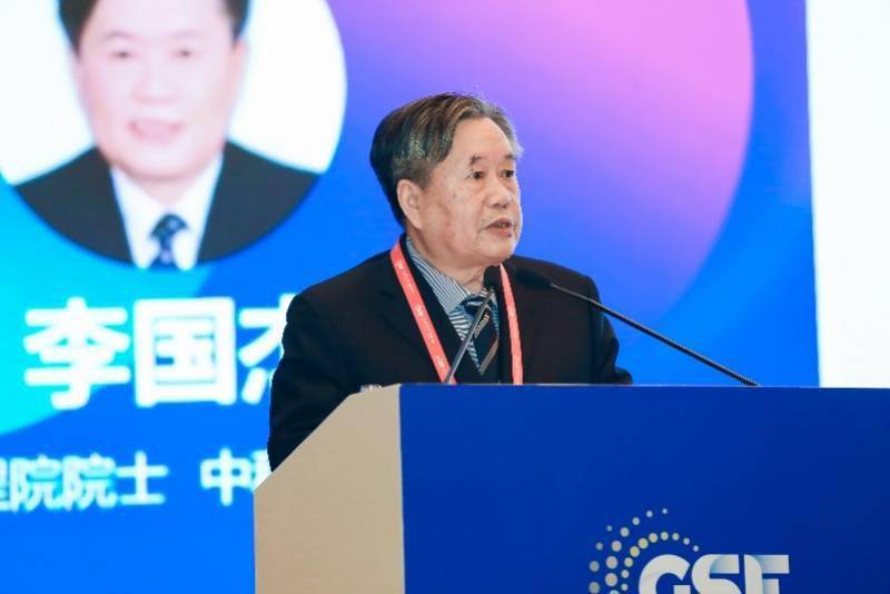 智能化|李国杰院士：让芯片学习取代芯片设计，推动EDA全自动化