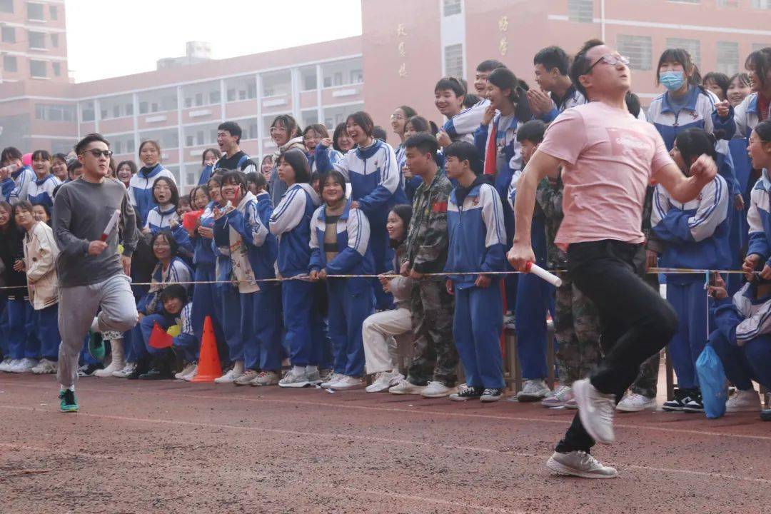 绽放青春活力畅享运动快乐慈晖学校高中部举行师生趣味运动会