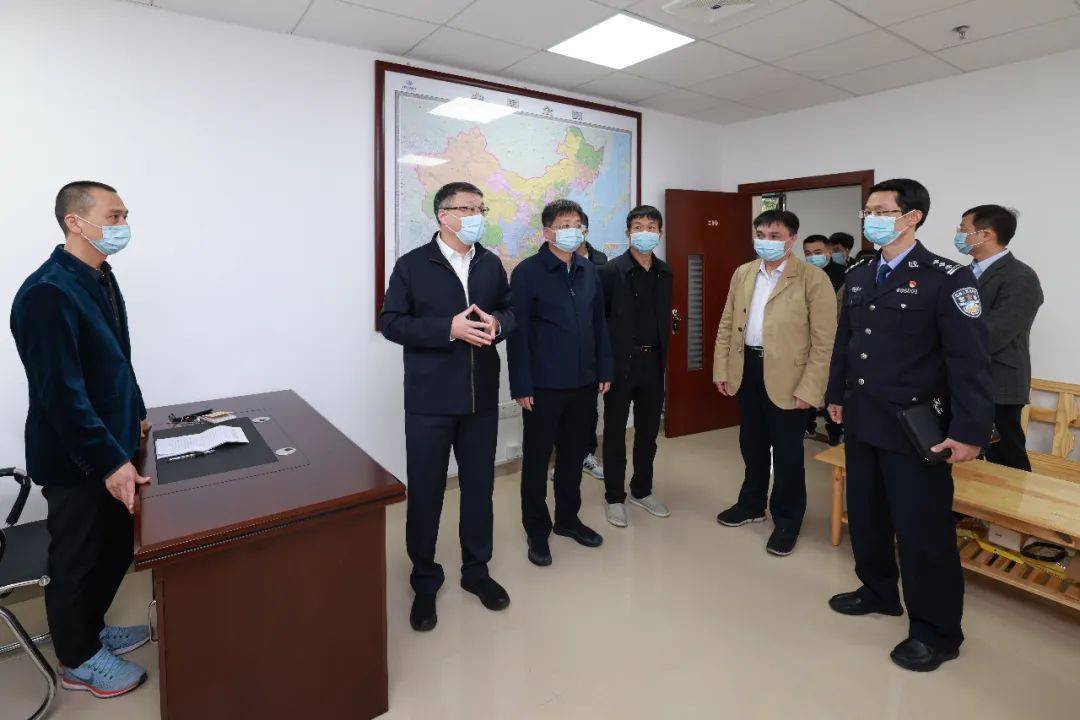 县领导叶文德,黄汉阳,陈建煌一同参加.