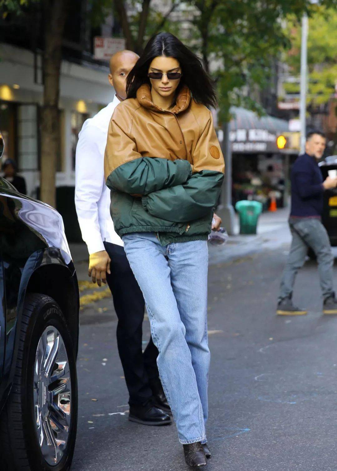 灯芯绒 今年冬天“短外套+裤子”最流行，显高显瘦巨时髦！