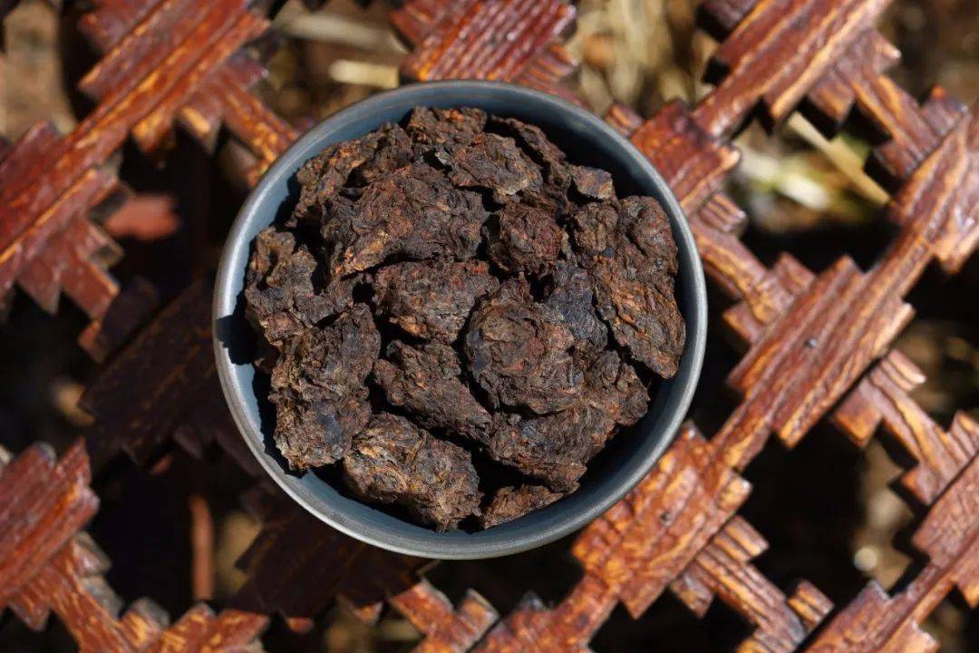 金奖|40年匠心做茶，她斩获茶博会金奖，网友：终于找回那熟悉的味道···