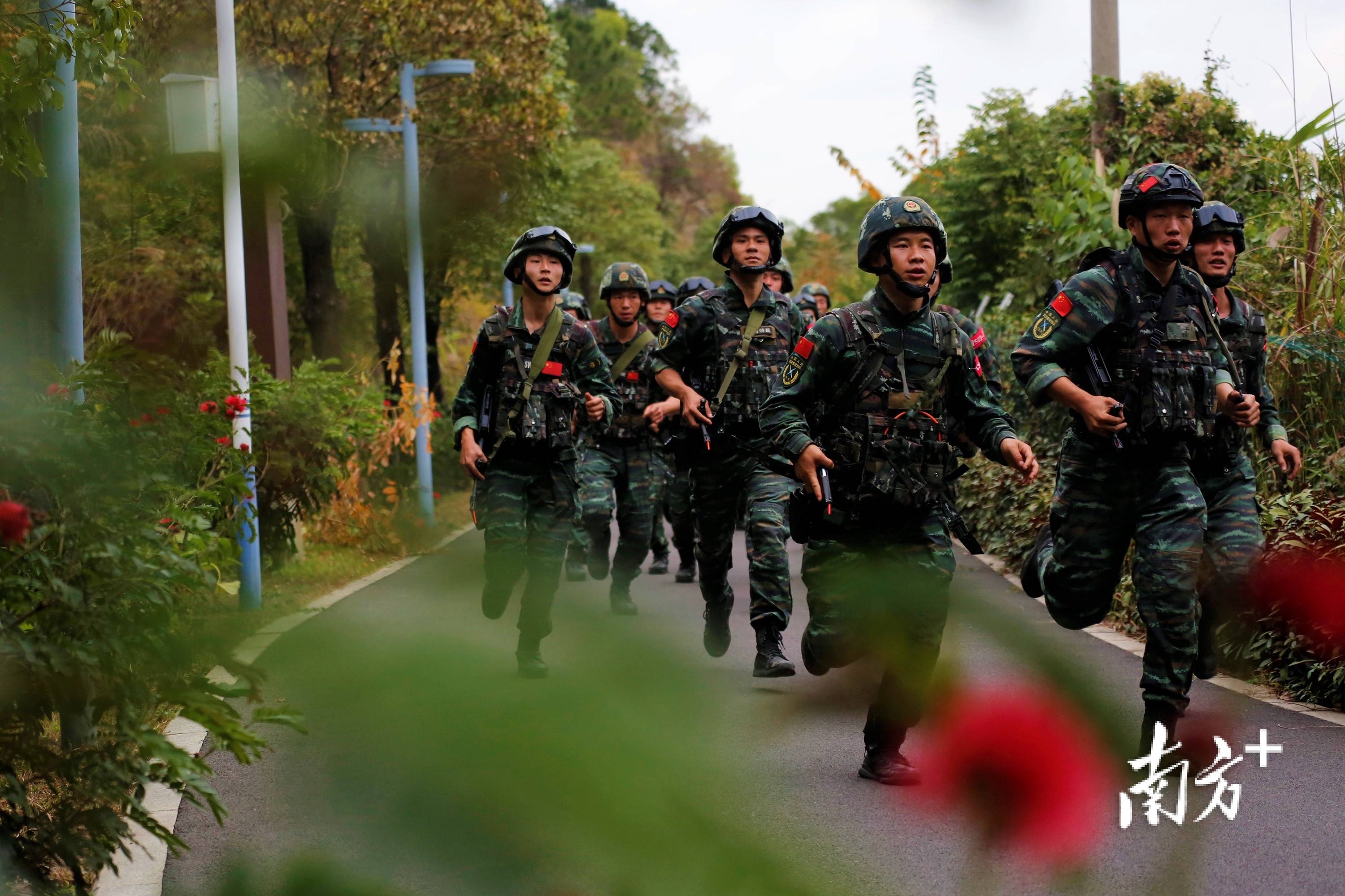 真枪实弹！直击超燃武警模拟实战训练射击何丽苑狙击 2907