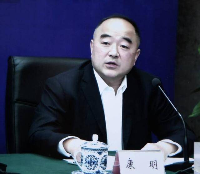 发布会上,成都双流国际机场股份有限公司党委委员,副总经理康明介绍