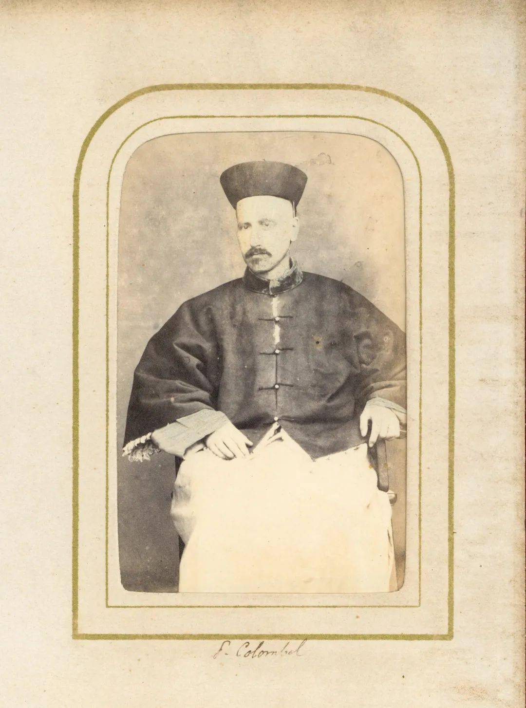 清末法国传教士在上海肖像册中贸圣佳2021秋拍