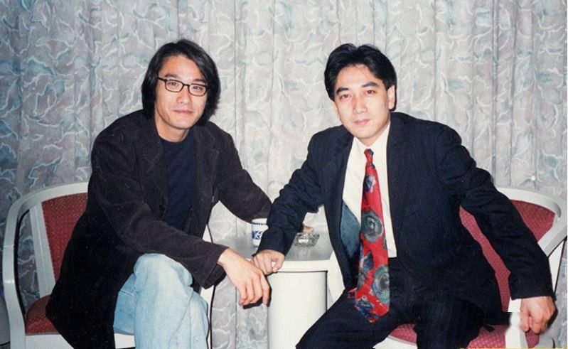 水均益和原配离婚净身出户47岁娶小13岁娇妻49岁生龙凤胎