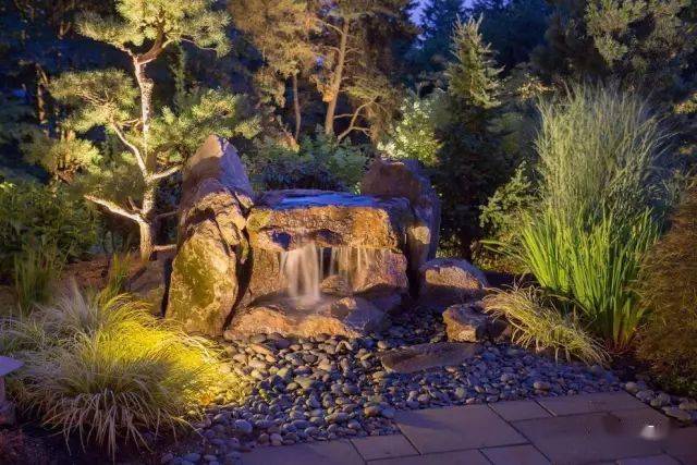 精选80款好看的庭院小水景