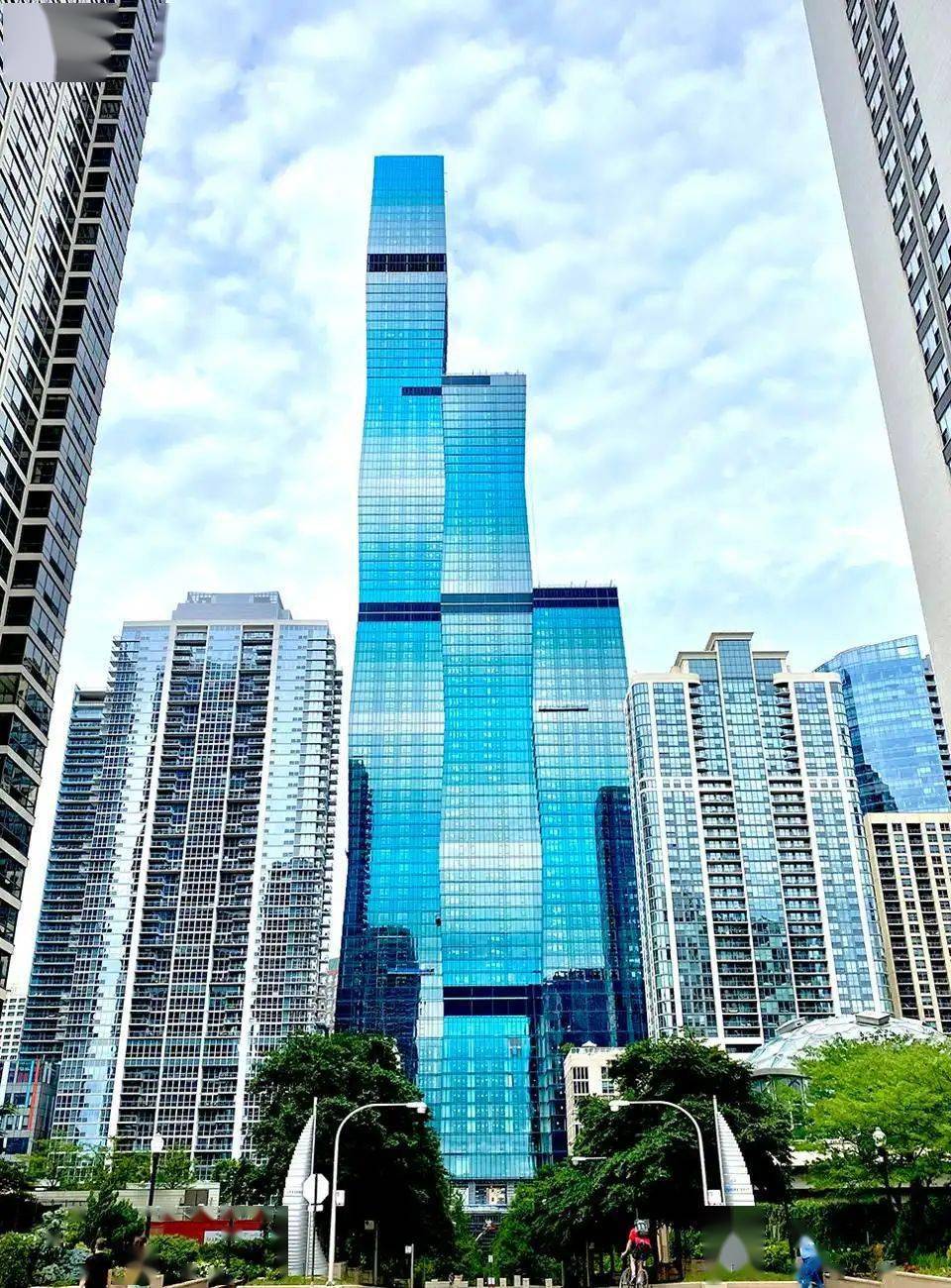 马来西亚吉隆坡118大厦图片