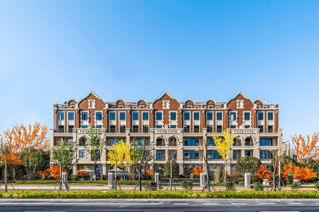 湖南绿地21城年终工抵大会叠墅超高赠送置业正当时