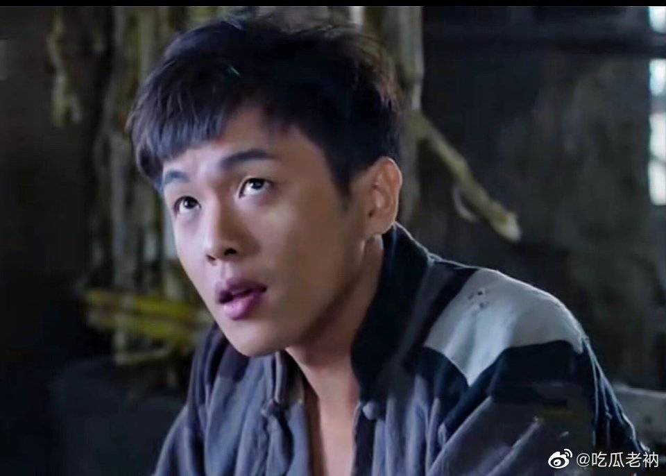 张若昀新剧饰演的徐凤年和他的曾经角色赵玉林发型太神似了啊!
