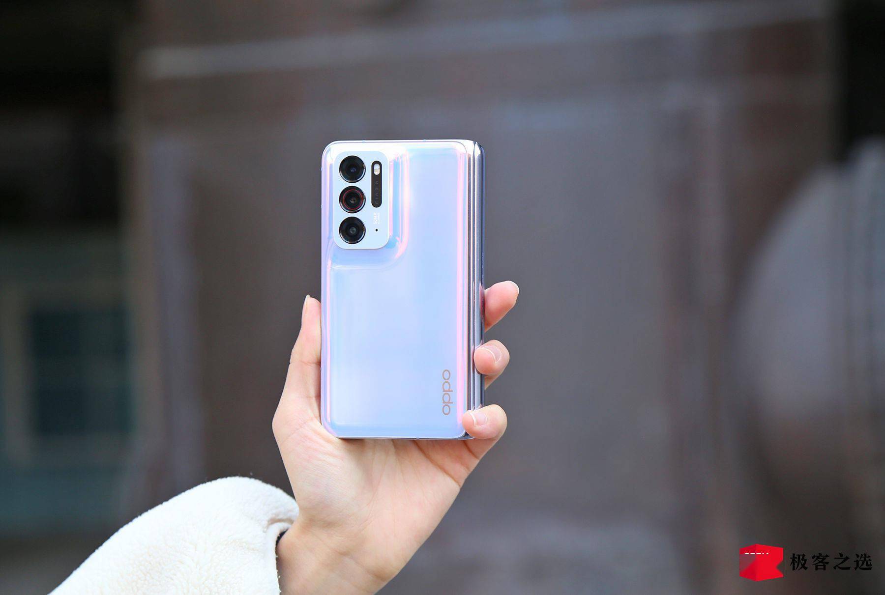 Find|极客之选年度产品丨年度折叠屏手机：OPPO Find N