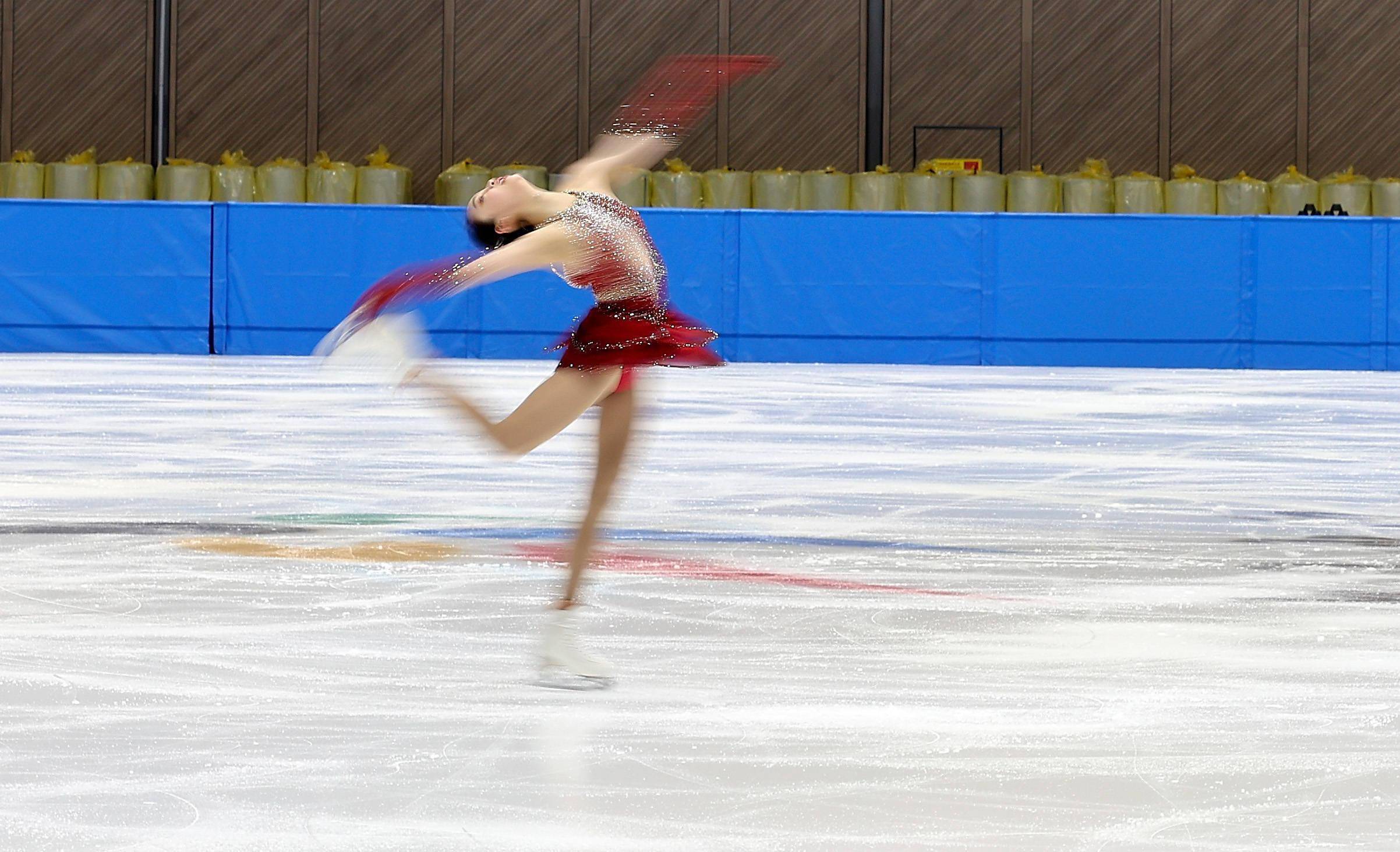 冬奥会中国队花样滑冰图片