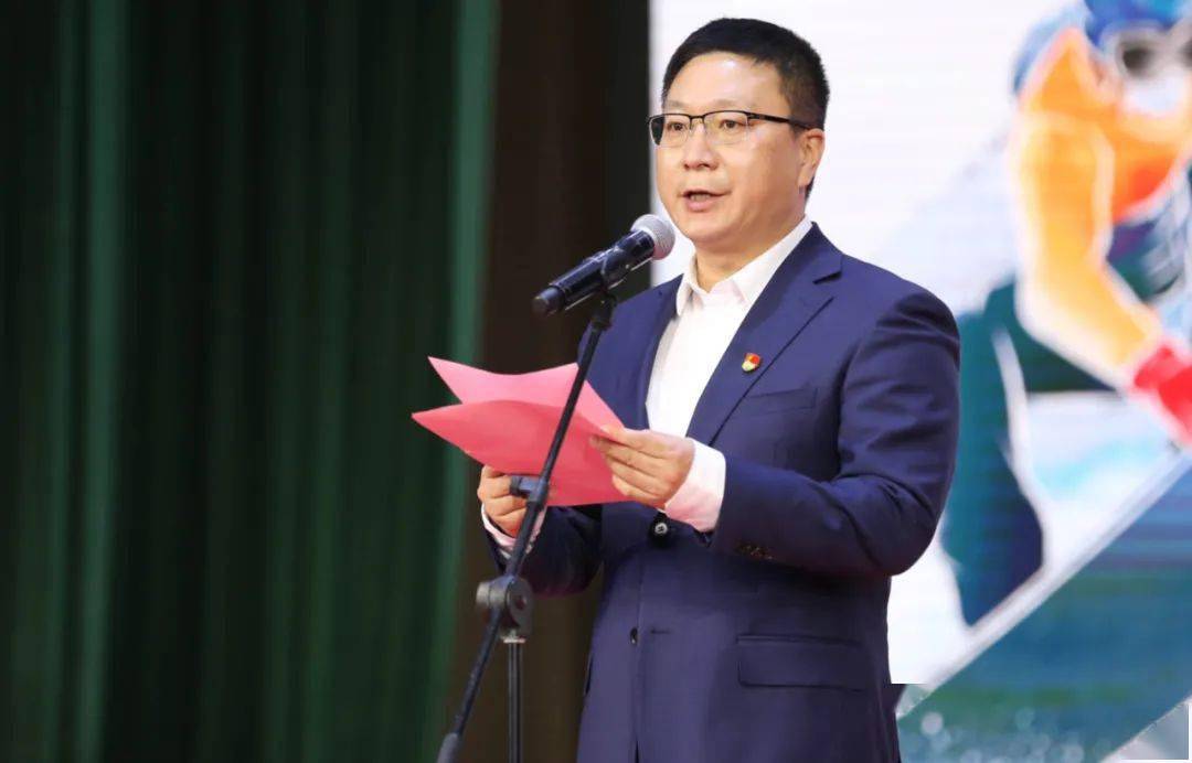 大兴区区委副书记,区长刘学亮强调:一是要认清形势,清醒认识疫情防控