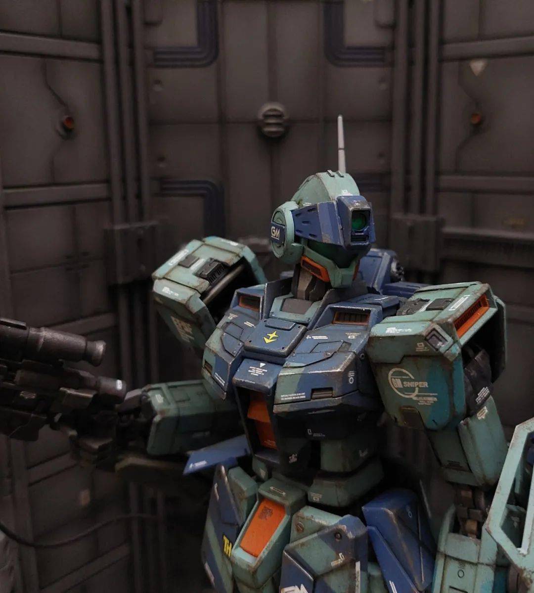 的高达类型模型这种色彩厚重的真实系机体mg gm sniper ll rgm-79sp