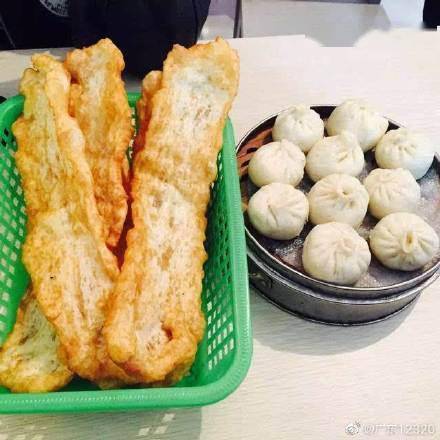 控制|哪几类早餐，最不建议吃？