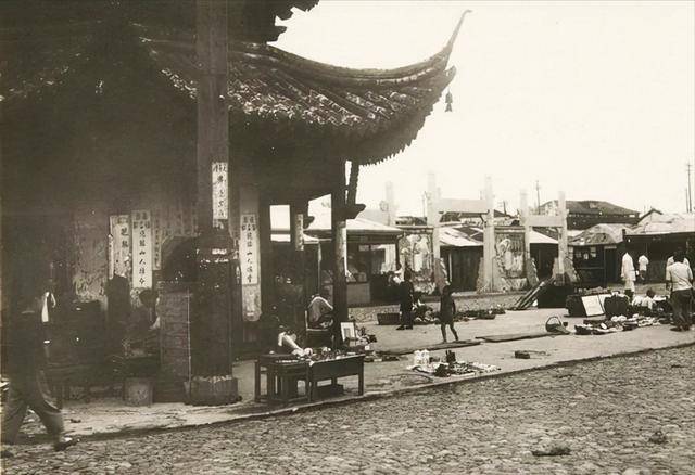 日本是什么时候入侵南京的 f4a4e4ab689d414eab79b29c4a5bfcee.jpeg