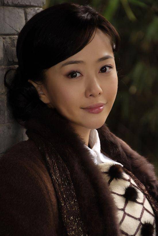 毕业于解放军艺术学院的刘园园,长相甜美,演绎功底过硬,在很多电视剧