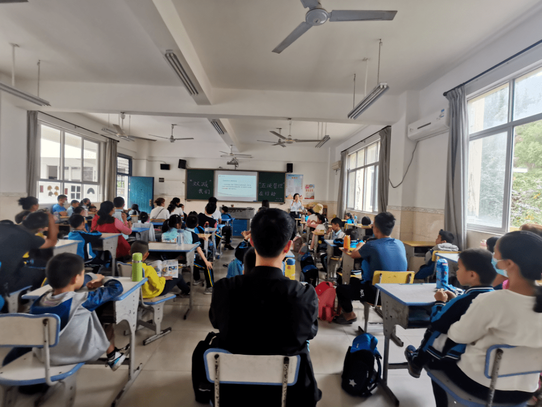 海南鲁迅中学附属小学图片