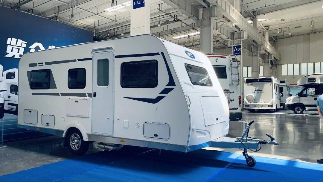 迷野房车以其外观简约,性能实用,高利用率广受房车友们的喜爱,今天