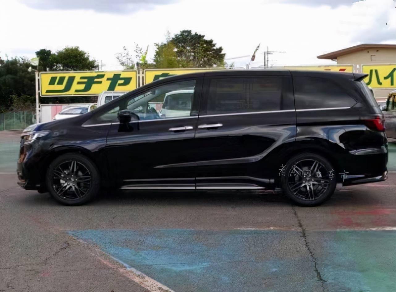 黑武士mpv来啦源自honda精致感十足竞争gl8相当霸气