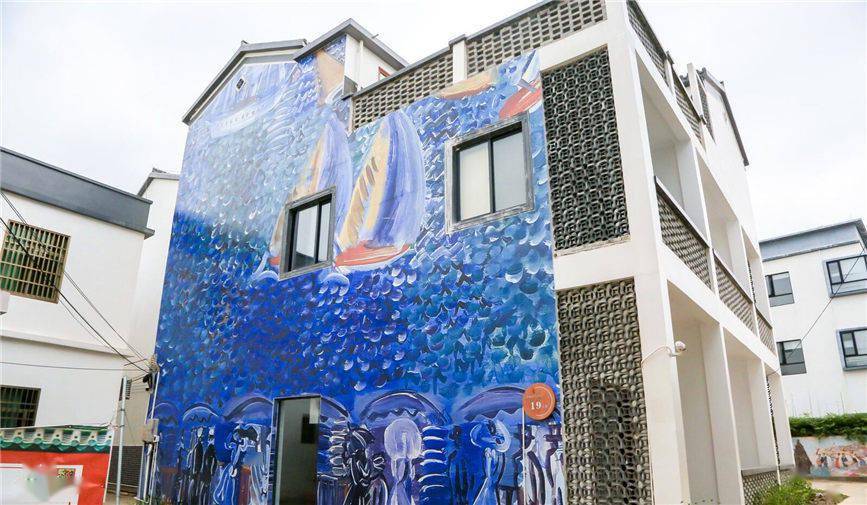 海口芳园村美丽乡村风景美如画艺术魅力助乡村振兴