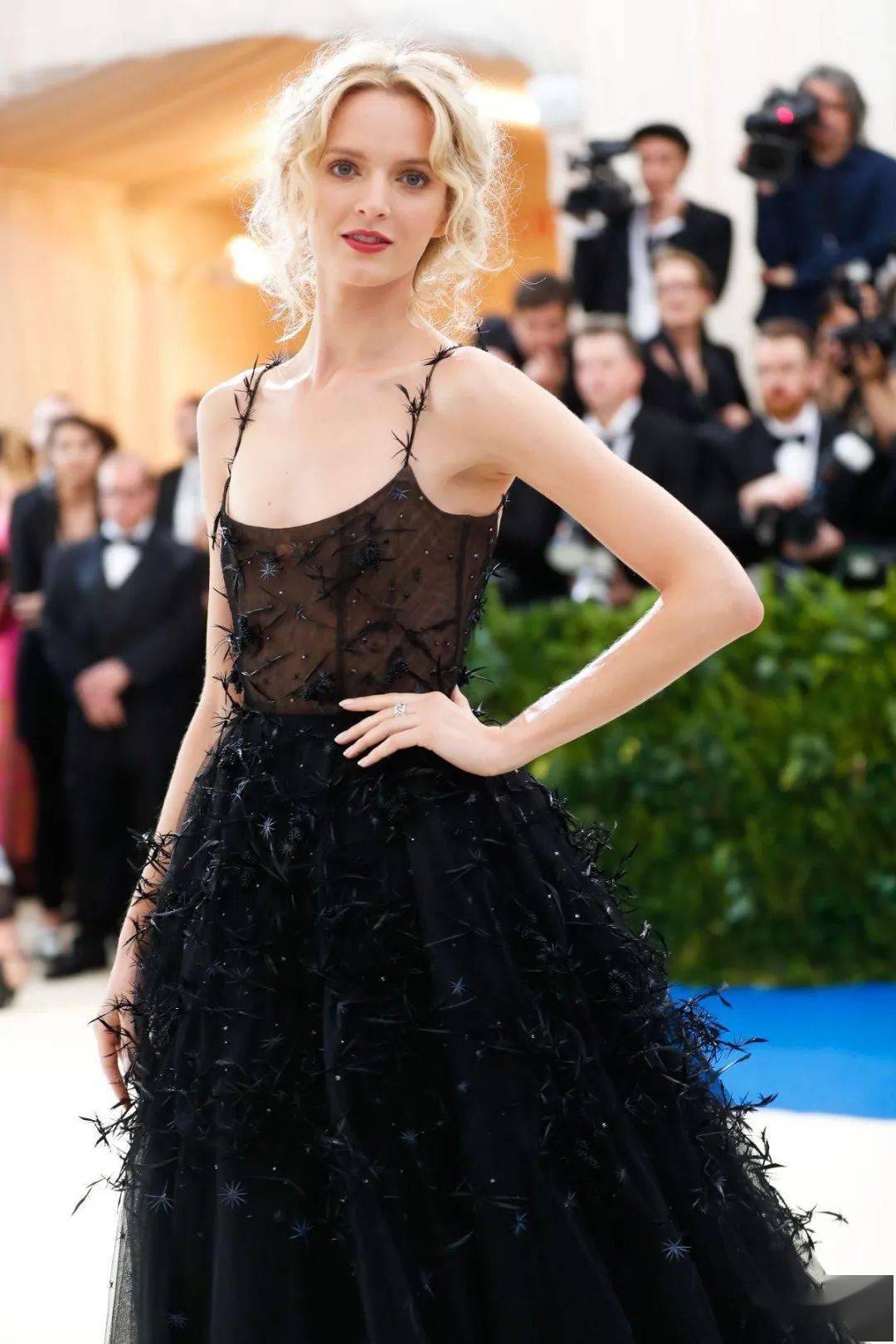 金发碧眼大长腿,怒怼卡戴珊家肯豆_daria_杂志_事业