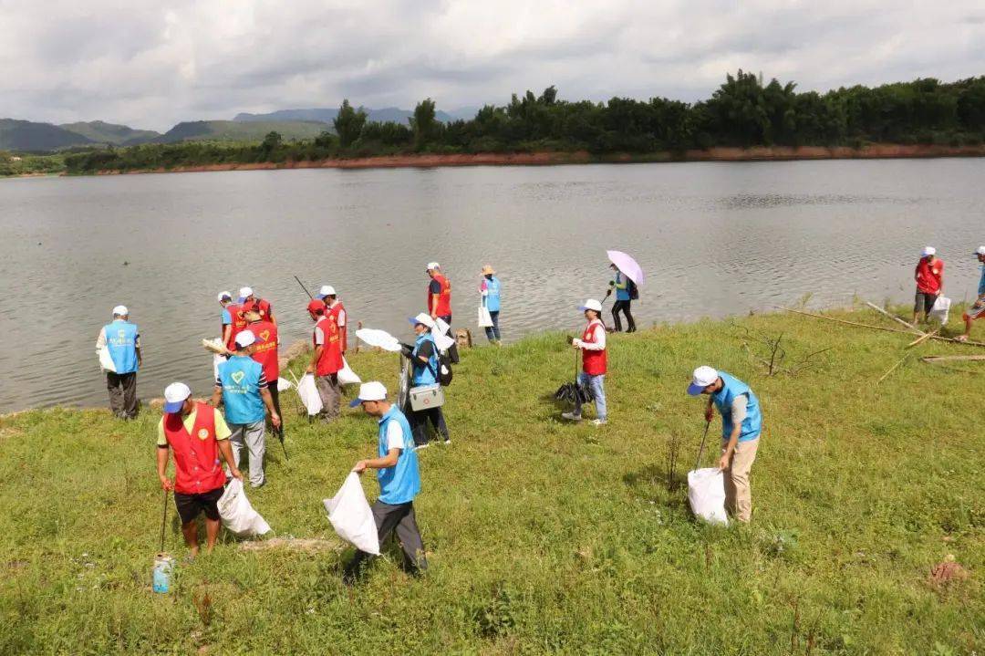 5万公众推进东江源水质保护3年持续为家乡河流奔走