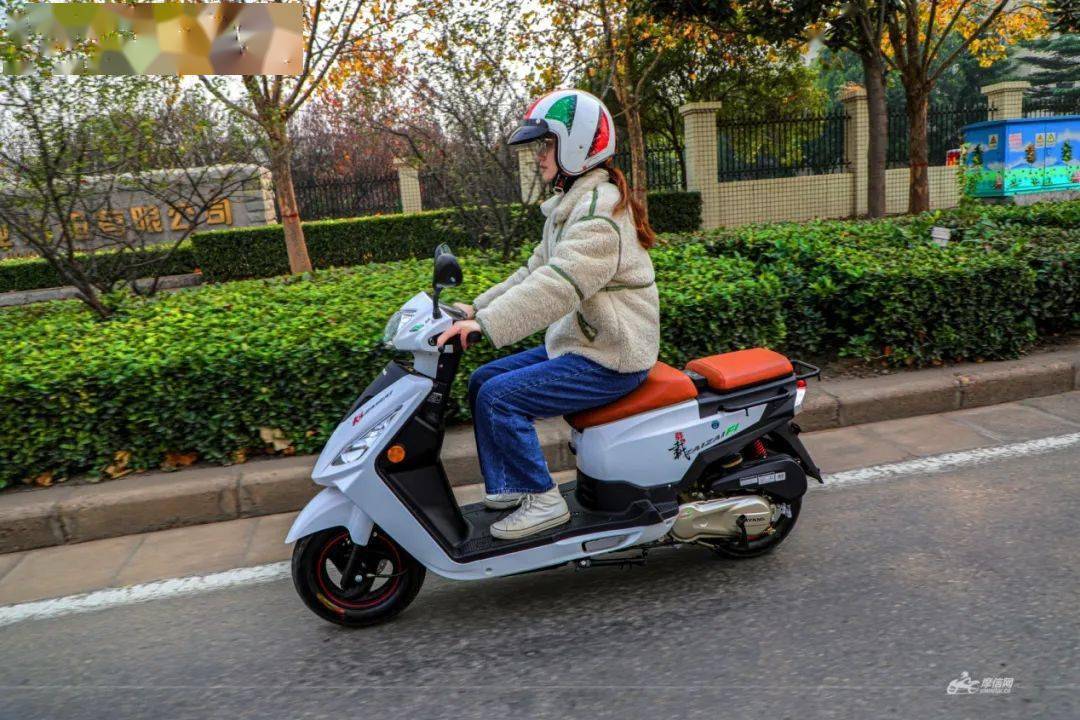 绵羊中的小皮卡大阳载载125评测