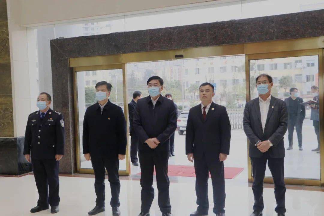 兴安县委书记贲黄文,县委常委,政法委书记吕忠荣,副县长,公安局局长刘