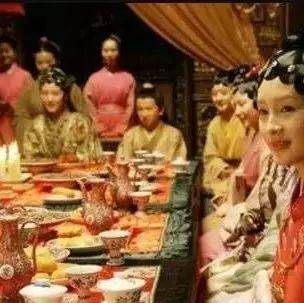 【李氏】清朝一家族,康熙说“只要大清在,保你百年荣华”,结果雍正一登基就被抄家!_曹寅_曹家_江宁