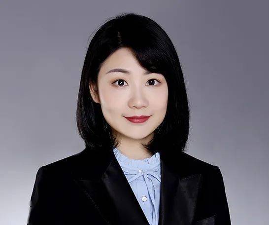 王卓 律师重庆办公室非权益合伙人业务领域:中国内地资本市场, 投资