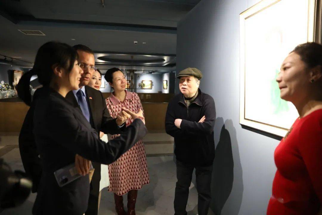 5a现场艺满华兴系列展立象尽意翟欣建迎新春作品展