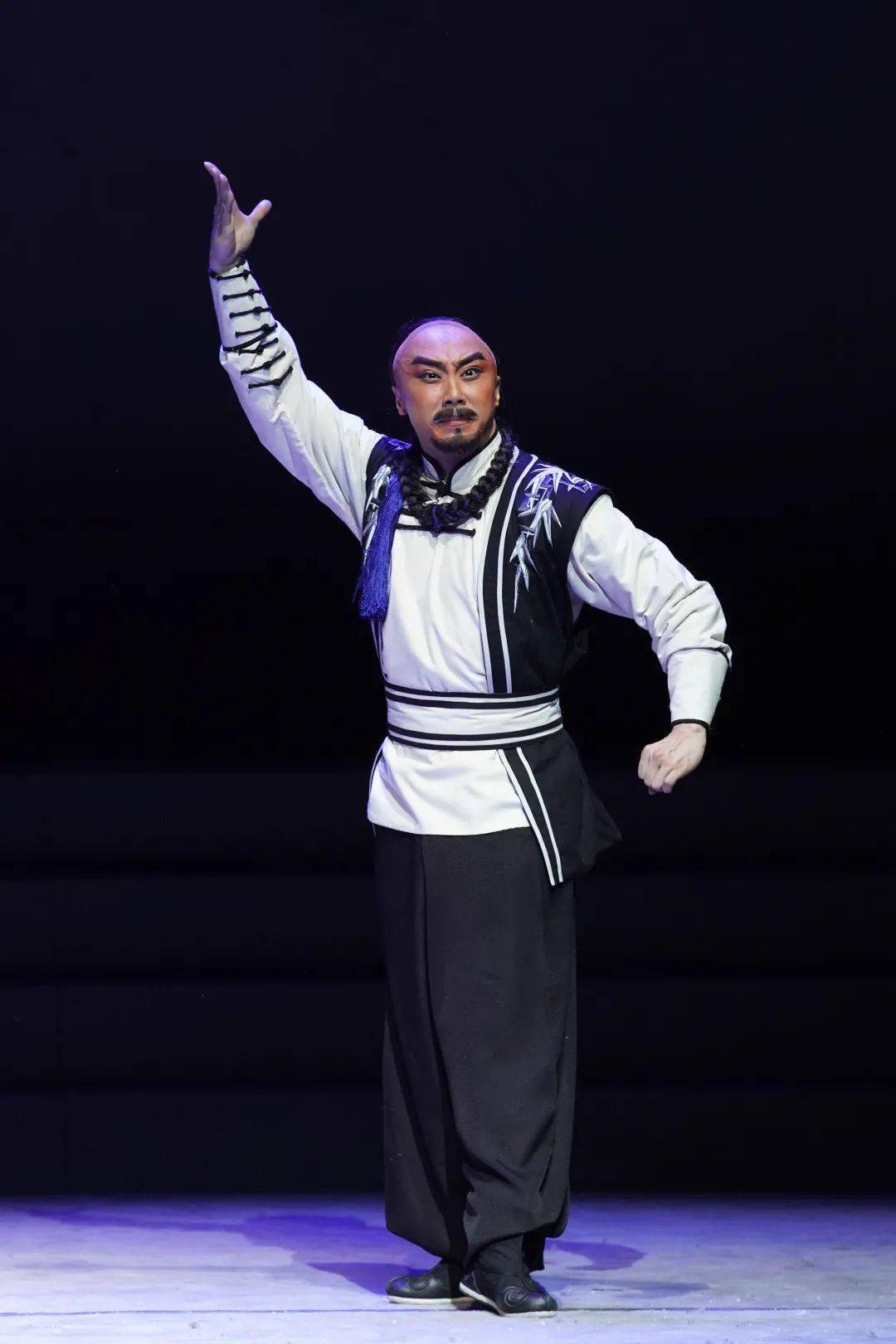 剧照赏析大刀王五首演圆满成功