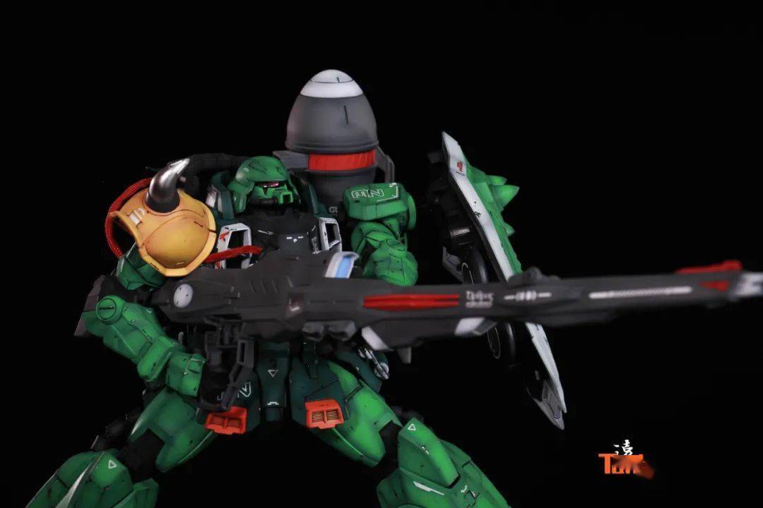 mg的露娜扎古改色涂装