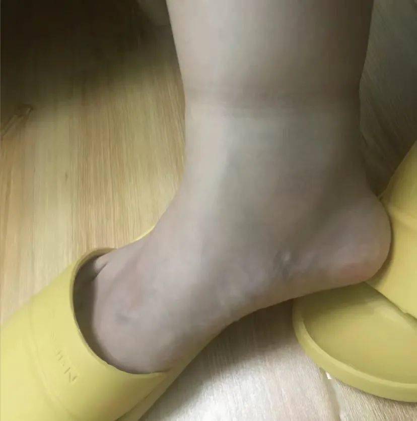 能看出差距:6969体寒同事穿了大赞:"热流一点点从脚底往腿上传