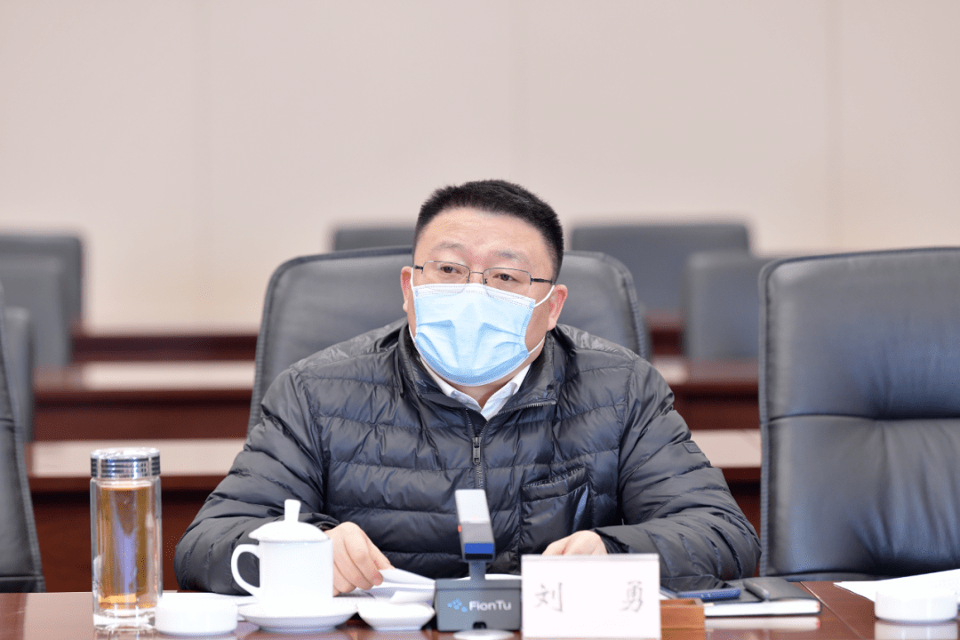 郭彦院长调研成都东部新区司法保障和人民法庭建设工作并提出六点工作