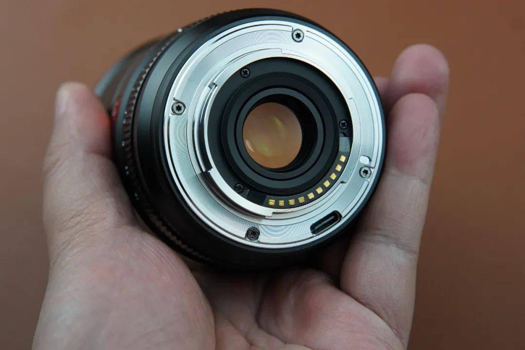 2500元唯卓仕富士x卡口13mmf14自动头开箱