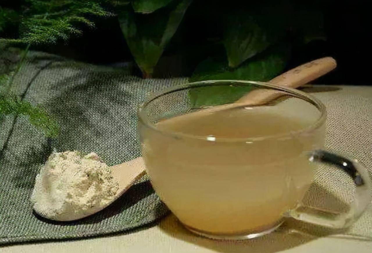① 孕妇三七粉泡水虽然有很多好处,但是并不是人人都可以饮用,首先就