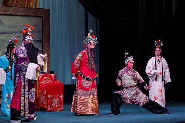 神女的光彩与主张,偶记京剧老戏《胭脂虎》_吉林省_戏曲_摘星