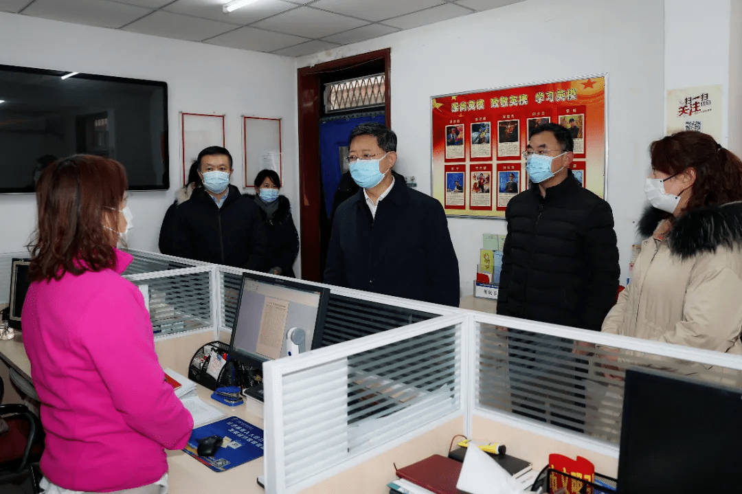 太原杏花岭区委书记李文权深入一线调研督导全国文明城市创建,护林