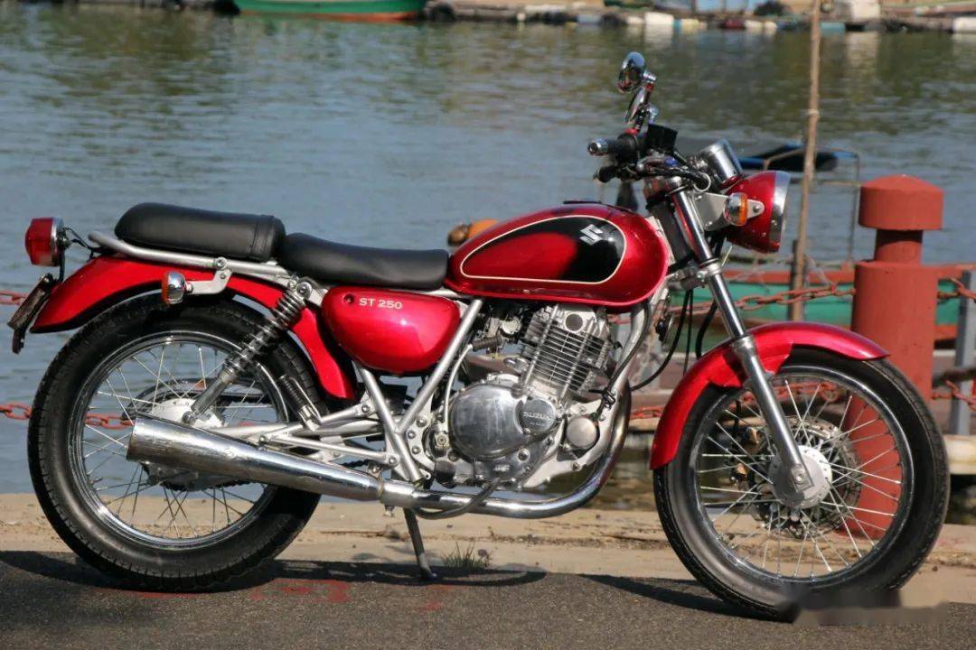 经典老车suzukist250大翻新投稿