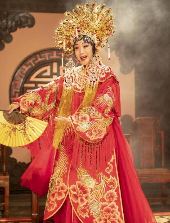 李玉刚发福了再现贵妃醉酒造型脸蛋圆润不少却不仙气了