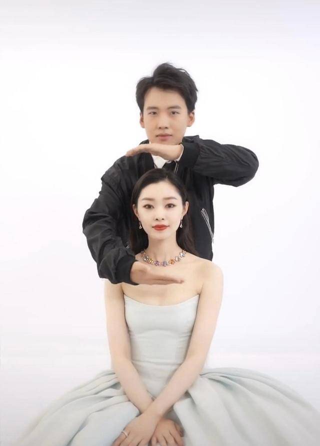 庆余年姐弟成情侣宋轶郭麒麟合作新剧白纱裙宛如婚纱照