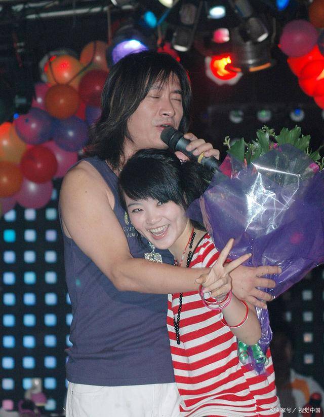 早年得罪吴宗宪的黄安一首歌唱了一辈子平安夜结局太难看