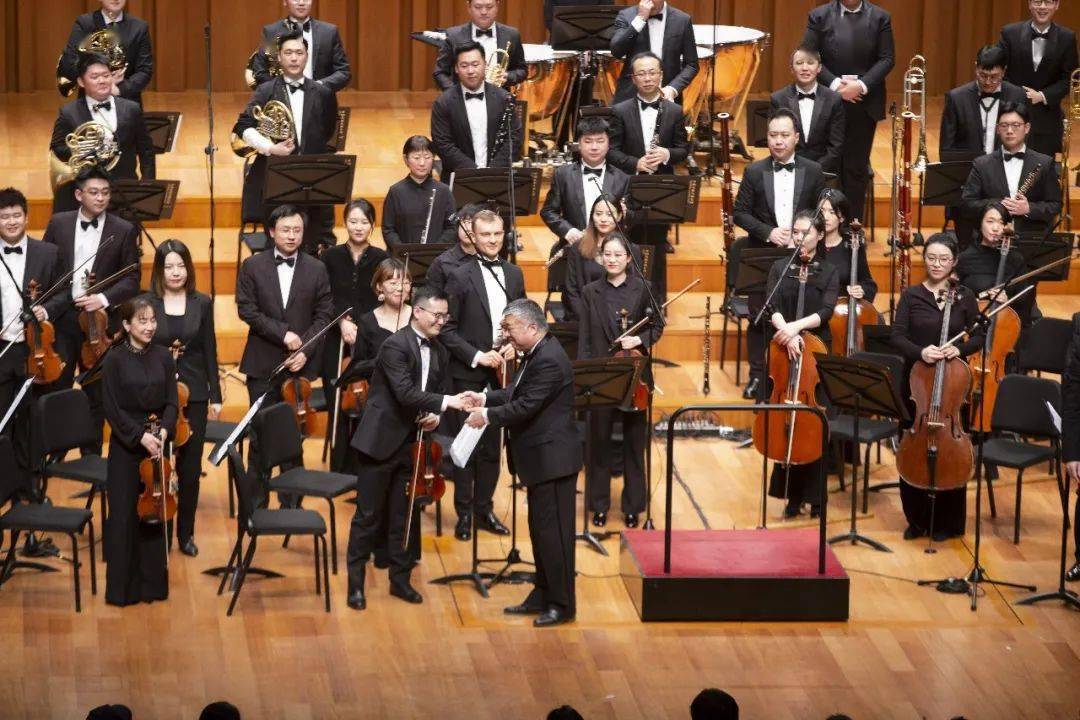 中国音乐学院2022中国乐派交响乐团新年音乐会在国家大剧院精彩上演