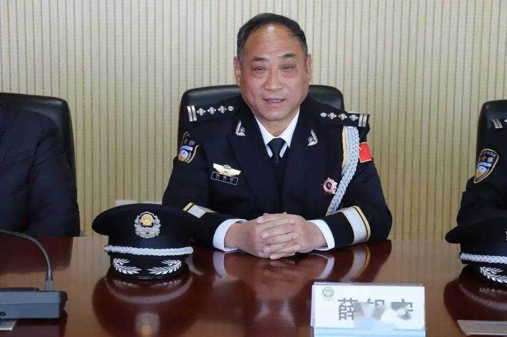 忠诚从警荣耀一生灵石县公安局举行退休民警座谈会