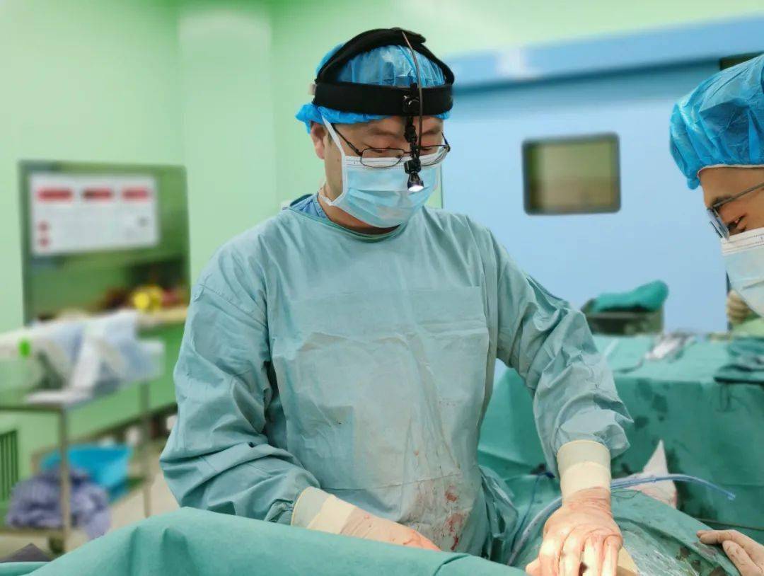 静脉|这种癌早期一般没有任何症状，晚期会出现咳嗽、胸痛......