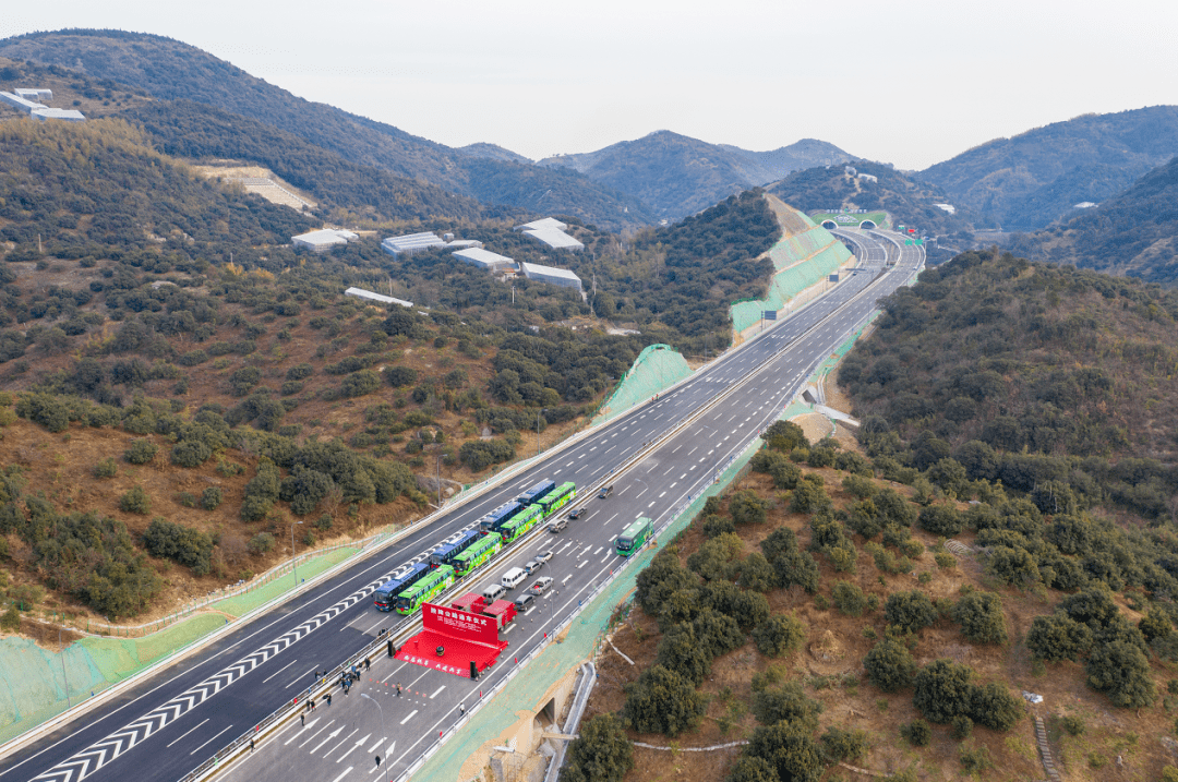 胜陆公路全线通车余姚慈溪杭州湾新区步入30分钟交通圈