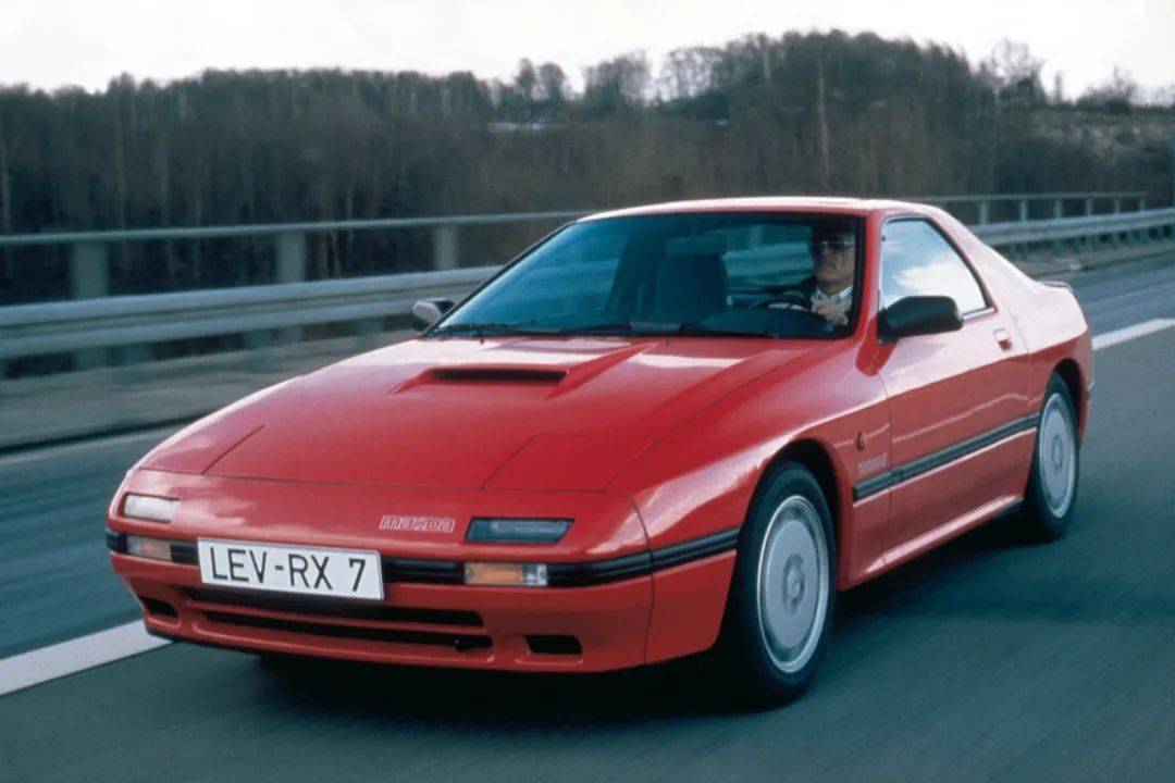 高桥凉介的"赤城白彗星",试玩tlv的fc_搜狐汽车_搜狐网