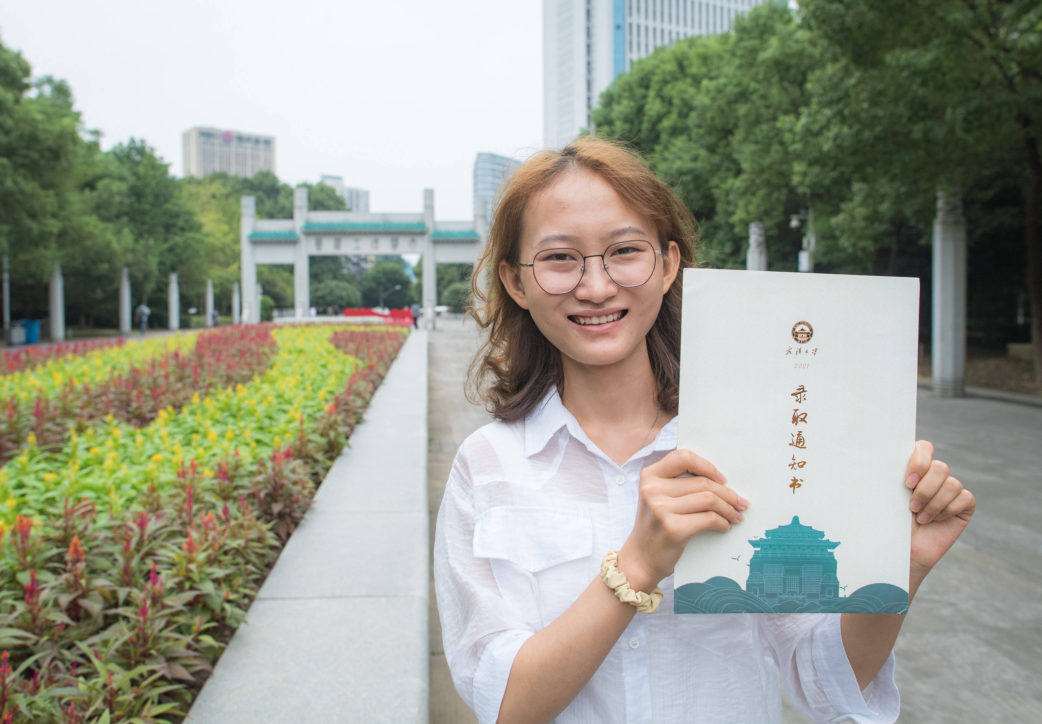 张子|2021，这些属于你我的“表情包”